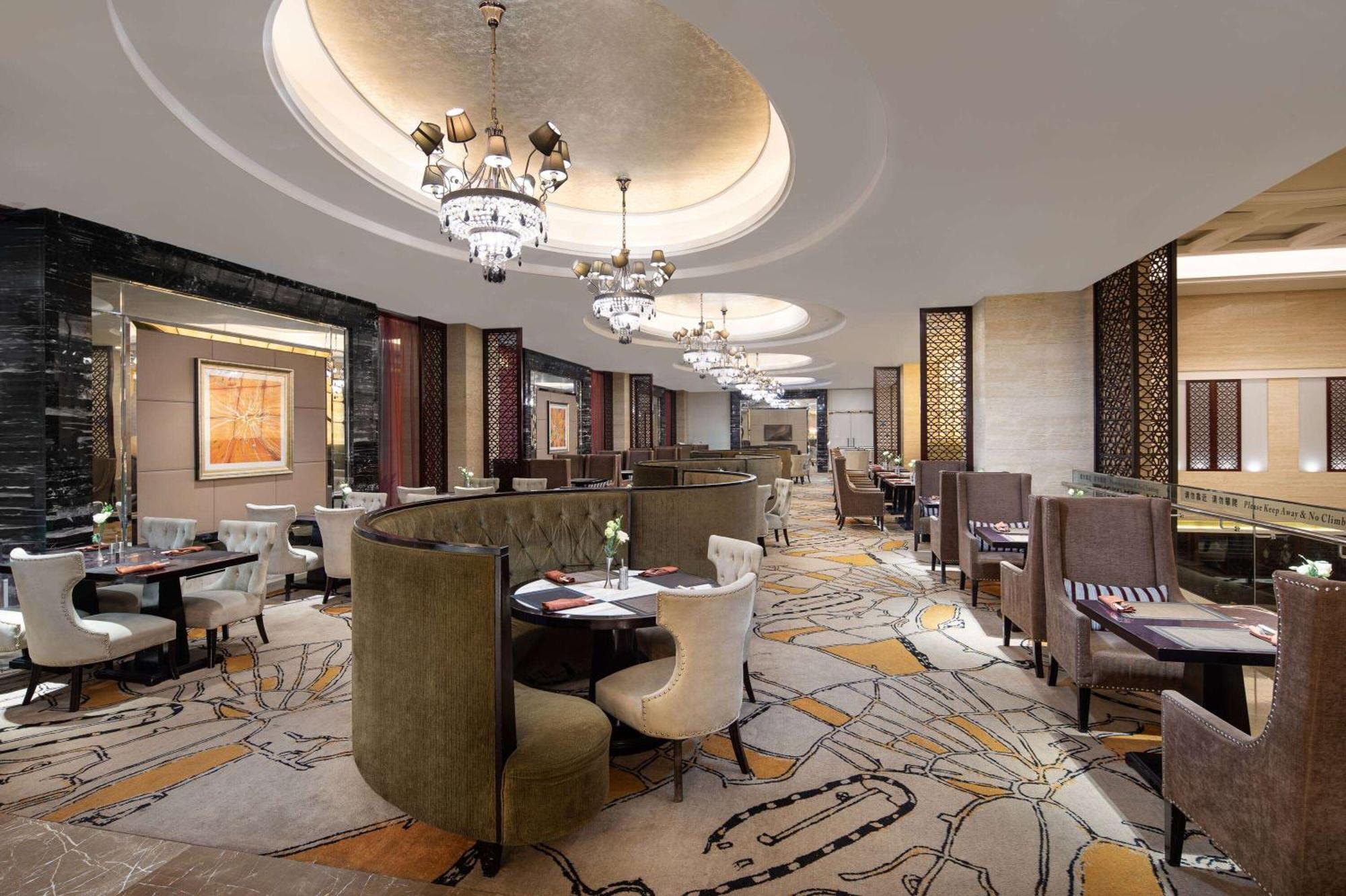 ホテル Wyndham Xinyang Downtown エクステリア 写真